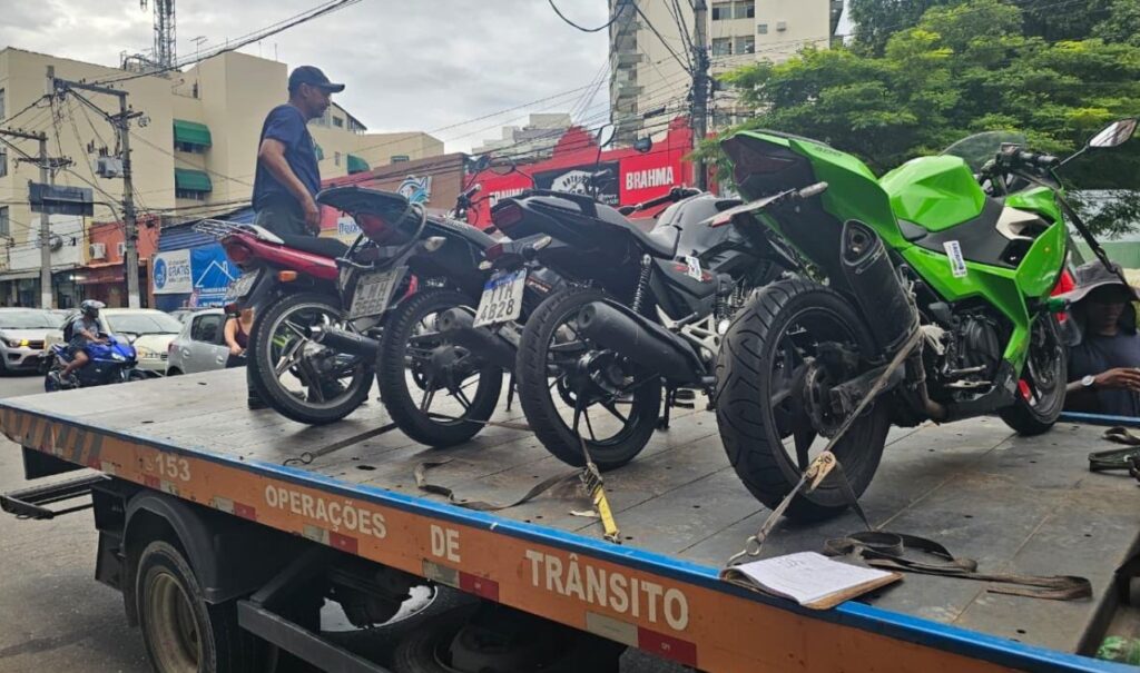 Abordagem a motos barulhentas 2