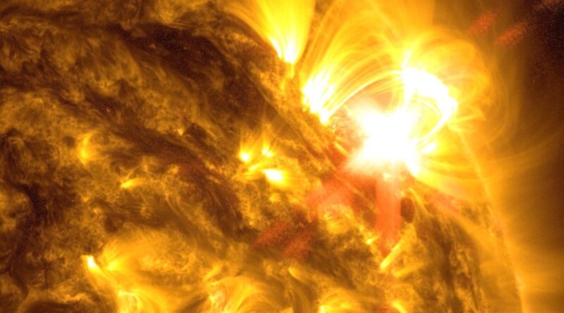 Nova IA enxerga regiões ativas do Sol 9 horas antes